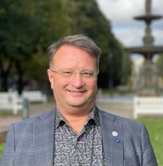 Lars Beckman, Moderat riksdagspolitiker gästar Gävle Business Podden